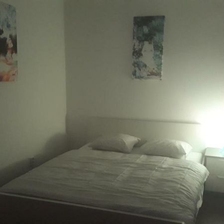 Apartman - Sukromie V Meste Братислава Экстерьер фото