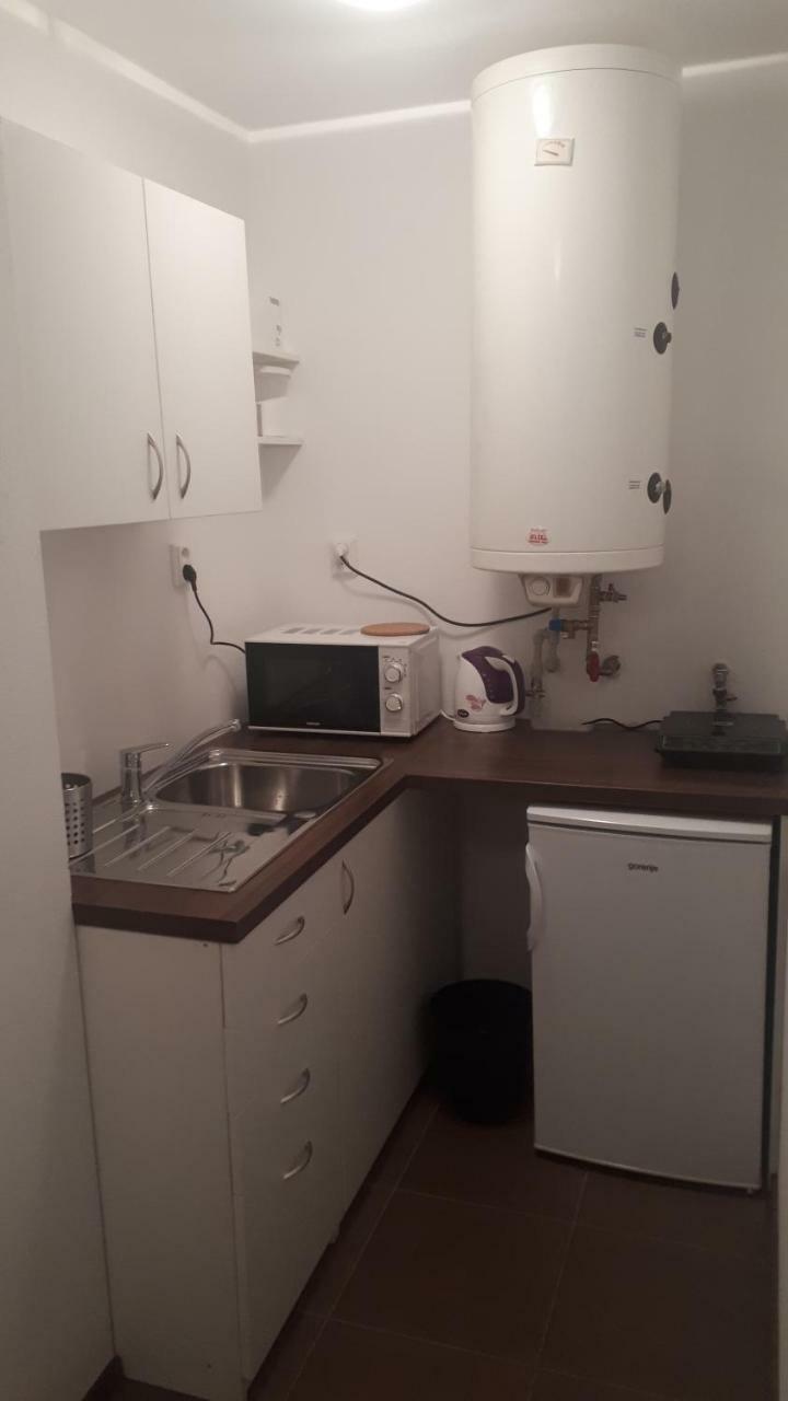 Apartman - Sukromie V Meste Братислава Экстерьер фото